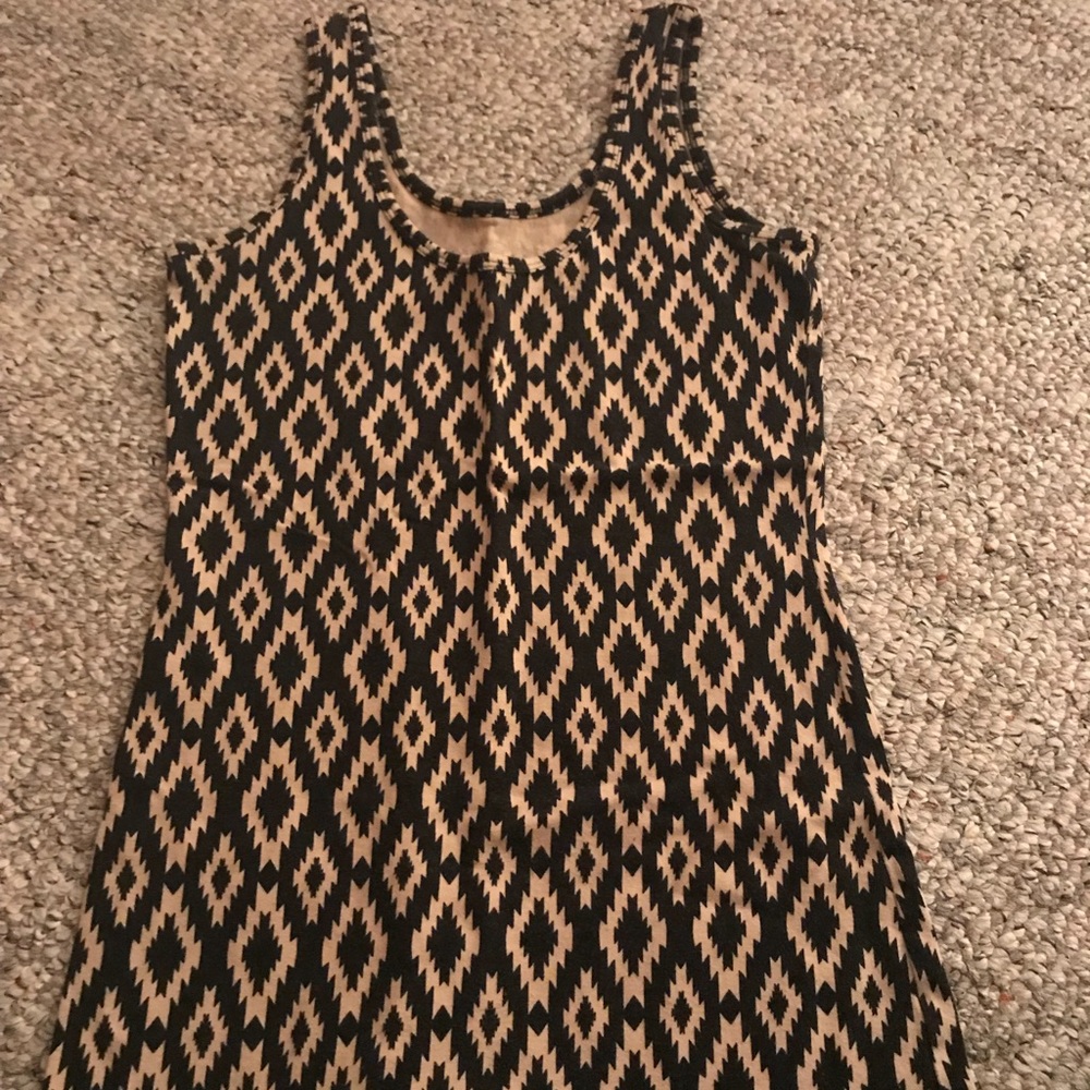 Maurice’s tank top